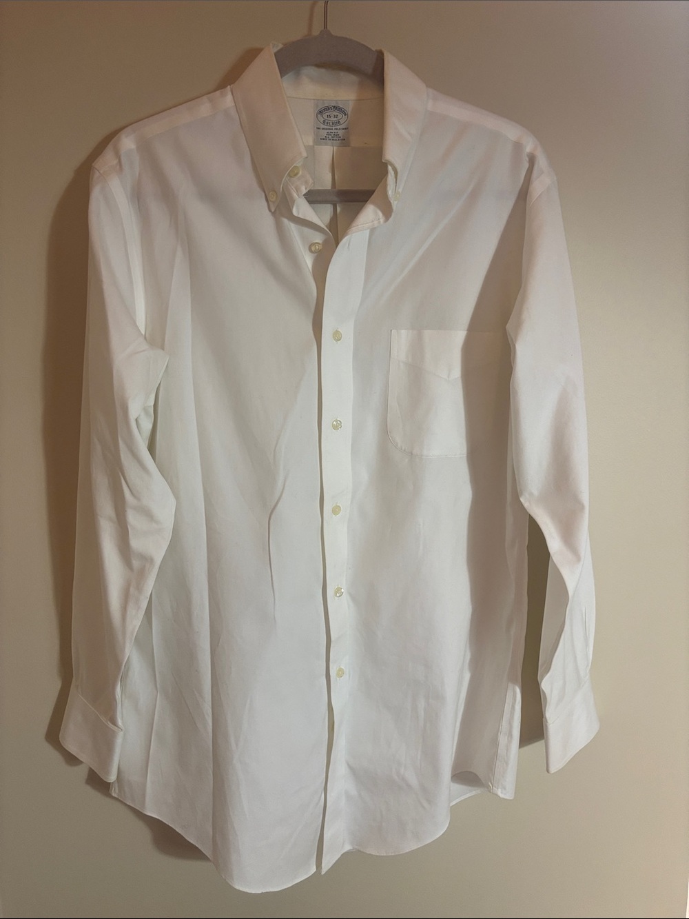 Brooks Brother's Classic White Button-Down Shirt - Slim Fit - sz 15-32